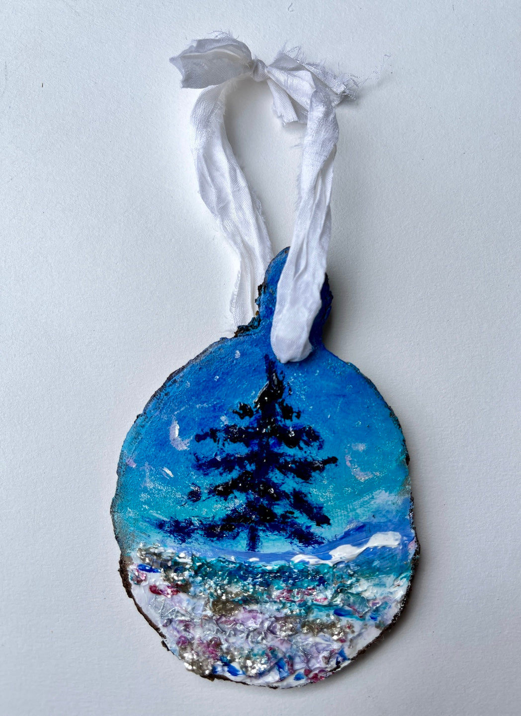 Golden Light Ornament #19