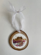 Textured Cheer Ornament No. 5