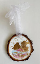 Textured Cheer Ornament No. 7