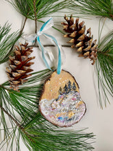 Wonderland Ornament #19