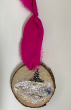 Wonderland Ornament #4